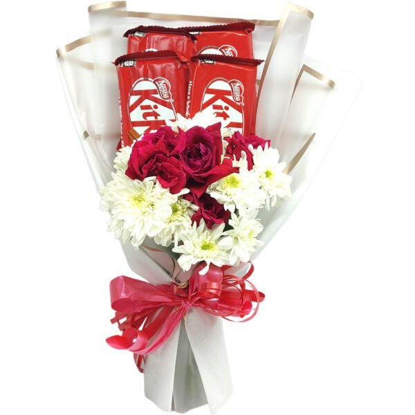 kitkat chocolate bouquet and rose delivery in Pakistan