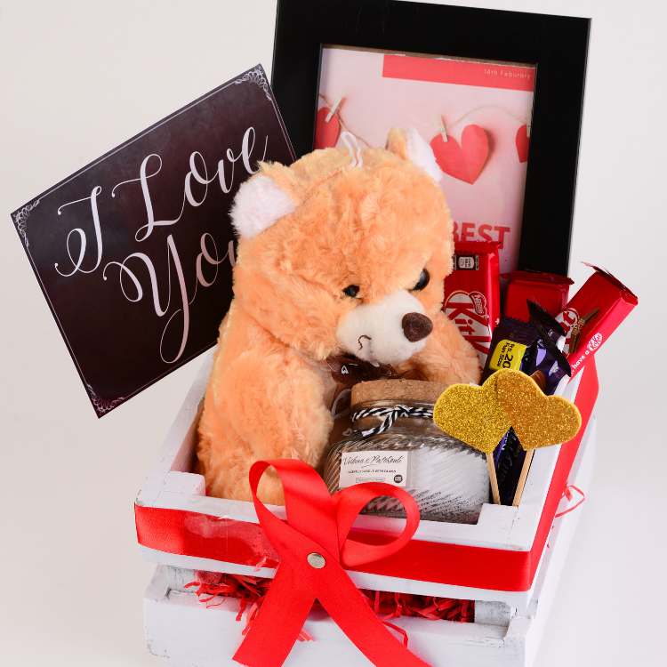 How You Can Send Valentine Gifts To Canada Online This Time | valentine  Love Gifts