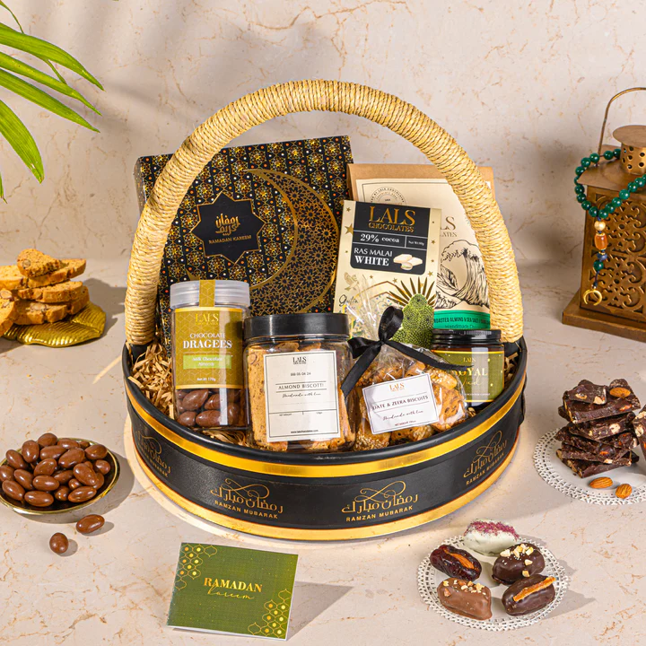 14 Unique Ramadan Gifts and Hampers for Your Loved Ones in 2022 - Makchic