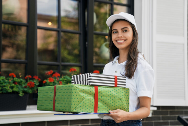 Everything You Need to Know About International Gift Delivery to Pakistan