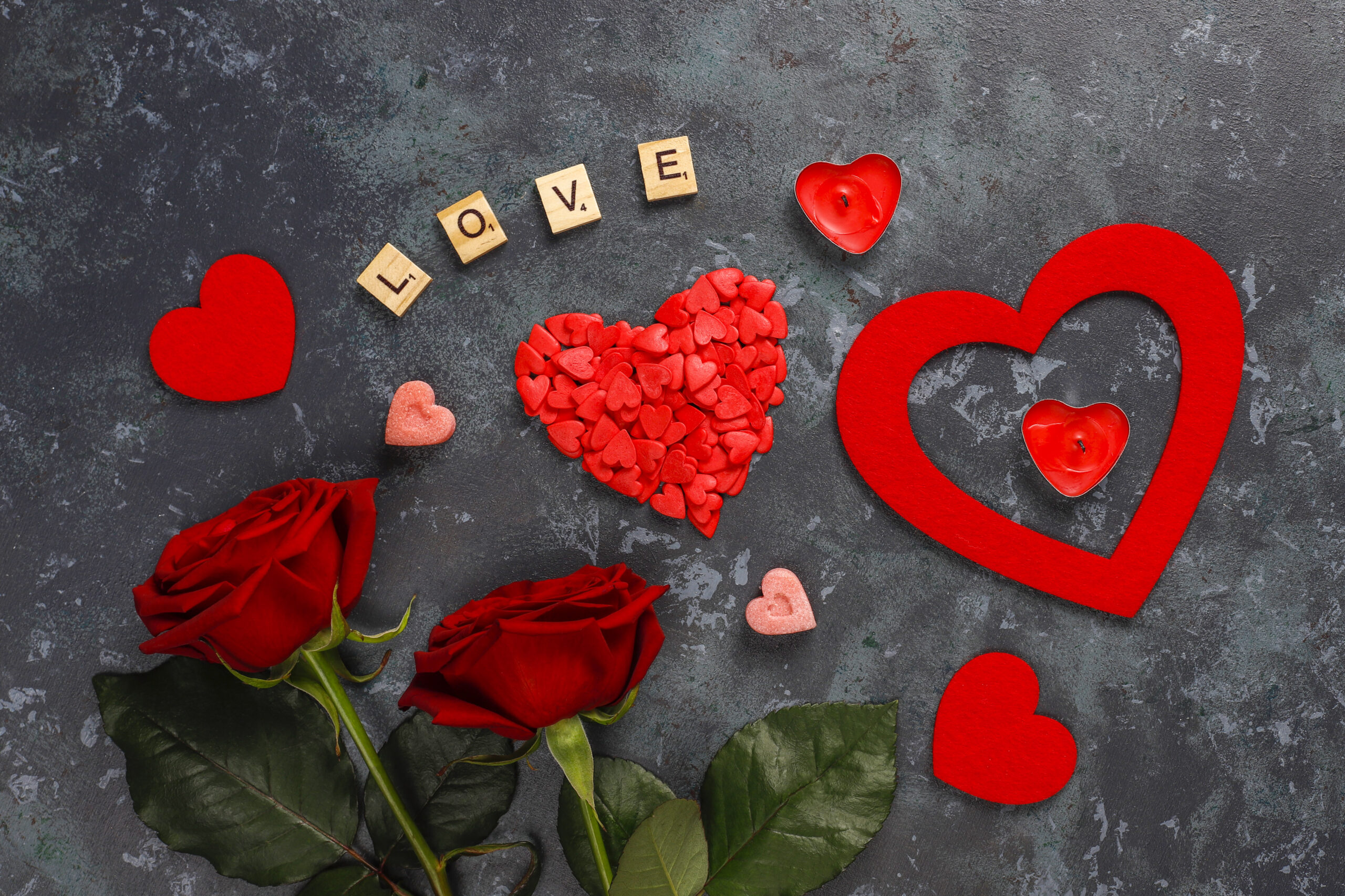 Good Valentine’s Day Gifts for Girlfriend, Boyfriend, Wife & Husband